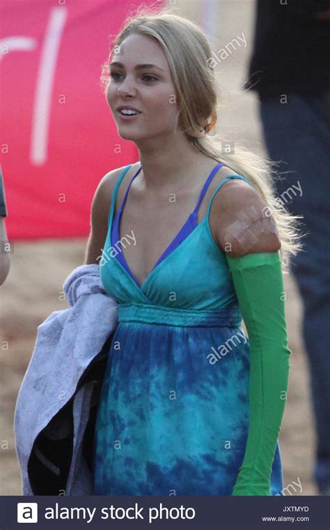 annasophia robb at the beach|annasophia robb surfing.